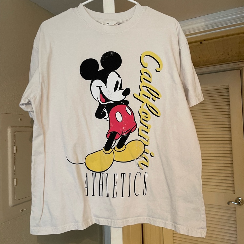 H&M Mickey graphic tee
